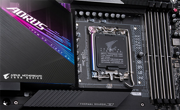 Bo mạch chủ Gigabyte Z690 AORUS Master: 4 khe Ram DDR5 và PCI 5.0 chuẩn E-ATX