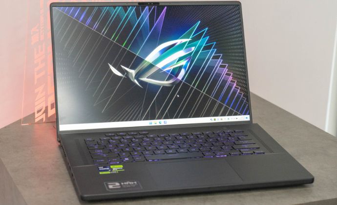 ROG Zephyrus M16 - Laptop Gaming màn hình mini LED.