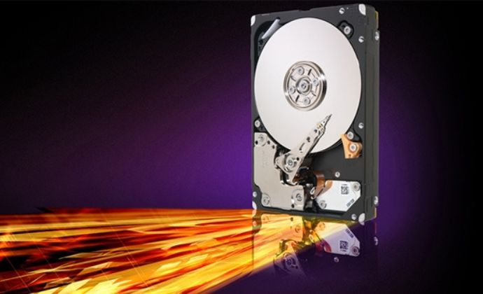 Seagate ra mắt ổ cứng cơ HAMR 50TB, dung lượng mỗi đĩa đơn tăng lên 5TB.