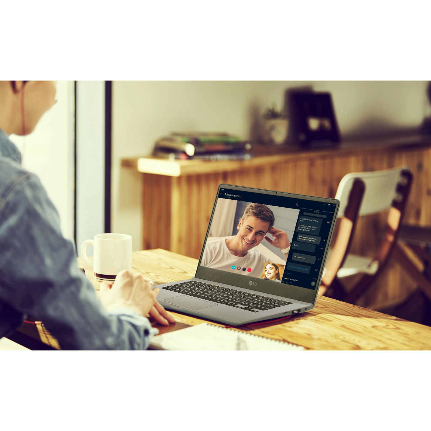 Laptop LG Gram 14 inch 14Z980 (i5 8250U/8GB RAM/256GB SSD/14 inch FHD/Win 10) - G.AH52A5